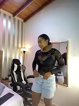 amara queen  online show from May 2026 11:51:02 AM