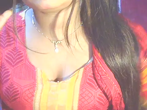 Snapshot of Nusrat_Faria chatting on February 2026 06:01:01 PM Nusrat Faria online show from February 2026 06:01:01 PM