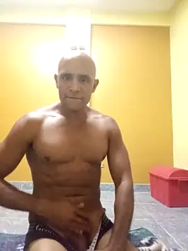 Snapshot of djmorenoo chatting on February 2026 04:45:01 AM djmorenoo online show from February 2026 04:45:01 AM