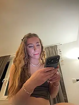 romyxxs online show from March 2026 09:48:01 PM