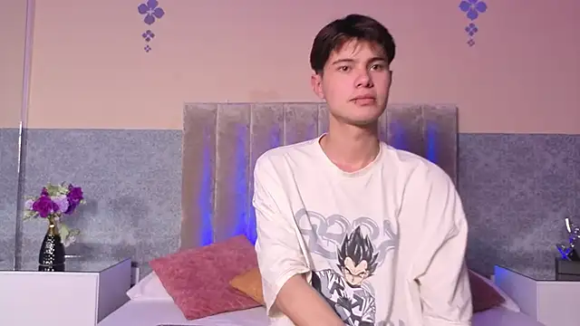 Snapshot of Derek_Sinn chatting on February 2026 08:15:01 PM Derek Sinn online show from February 2026 08:15:01 PM