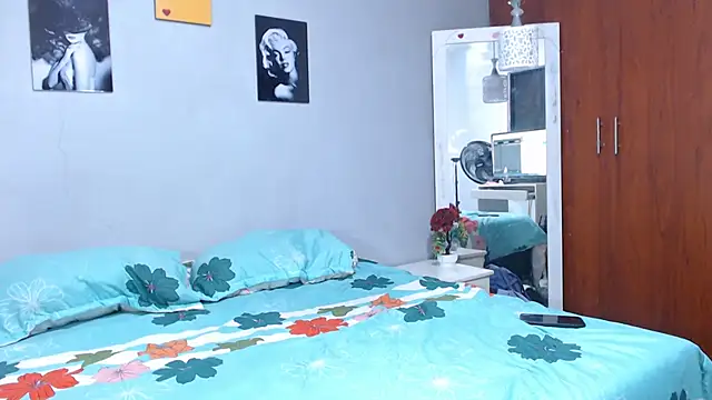 Snapshot of arianna_rossi11 chatting on February 2026 11:55:01 AM arianna rossi11 online show from February 2026 11:55:01 AM