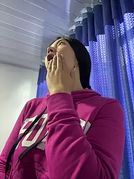 Tammy8 online show from April 2026 05:46:02 PM