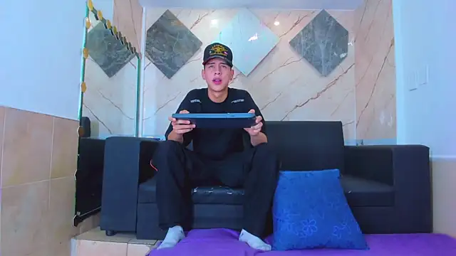 Snapshot of Dominic_26 chatting on February 2026 08:36:01 PM Dominic 26 online show from February 2026 08:36:01 PM