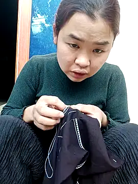 Jyllyy online show from February 2026 07:24:02 AM