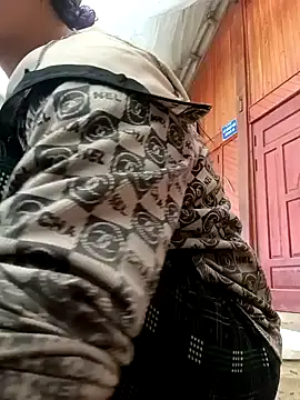 Snapshot of hot-luna- chatting on February 2026 12:39:01 AM hot-luna- online show from February 2026 12:39:01 AM