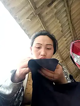 hot-luna- online show from March 2026 09:15:01 AM