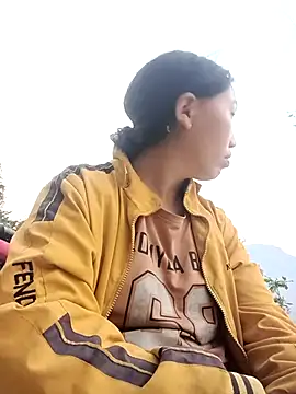 hot-luna- online show from March 2026 11:05:02 AM