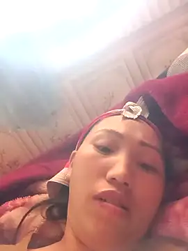 hot-luna- online show from April 2026 06:03:01 AM