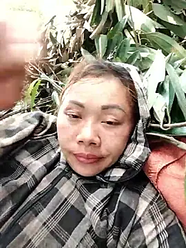 Snapshot of Bella-222 chatting on March 2026 05:08:02 AM Bella-222 online show from March 2026 05:08:02 AM