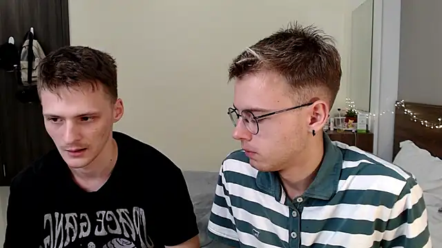 NikiKerryCum online show from March 2026 01:38:01 PM