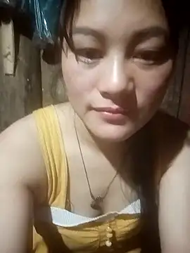 Snapshot of Momo-biki chatting on March 2026 10:57:01 PM Momo-biki online show from March 2026 10:57:01 PM