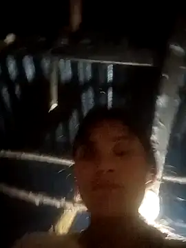 Snapshot of Momo-biki chatting on March 2026 10:25:02 PM Momo-biki online show from March 2026 10:25:02 PM