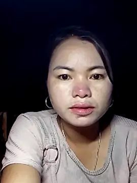 Snapshot of emlylyxinh chatting on February 2026 02:04:02 PM emlylyxinh online show from February 2026 02:04:02 PM