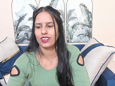 sara conorr online show from February 2026 05:34:02 AM