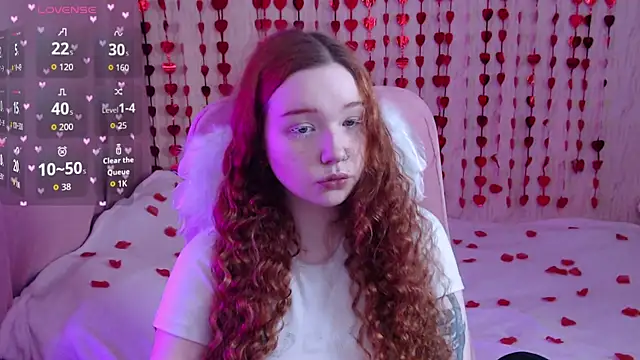 Snapshot of idaredfoxx chatting on February 2026 03:42:01 PM idaredfoxx online show from February 2026 03:42:01 PM