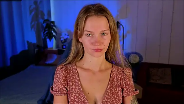 Snapshot of Crystal_Kris chatting on February 2026 01:31:01 PM Crystal Kris online show from February 2026 01:31:01 PM