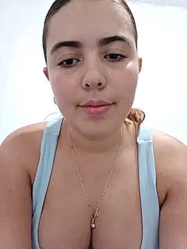 Snapshot of lyss_muller chatting on February 2026 03:44:01 PM lyss muller online show from February 2026 03:44:01 PM