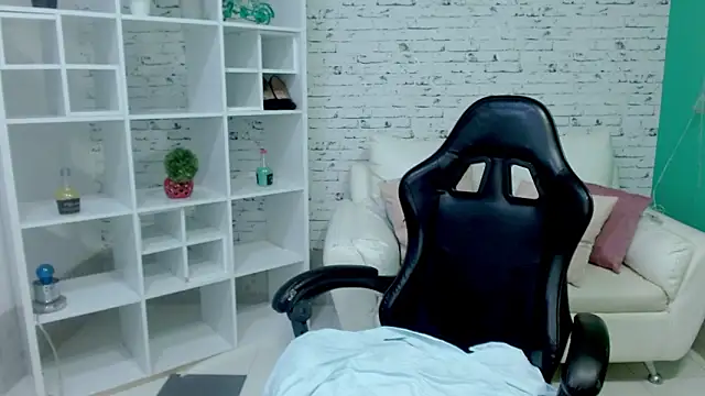 Snapshot of mariana_blondee chatting on February 2026 11:16:01 AM mariana blondee online show from February 2026 11:16:01 AM