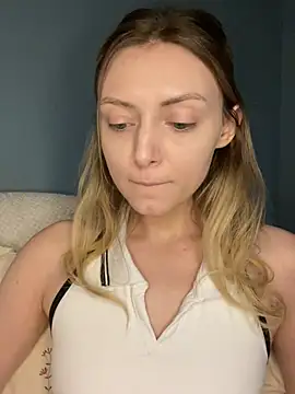 Leecey online show from March 2026 12:26:01 AM