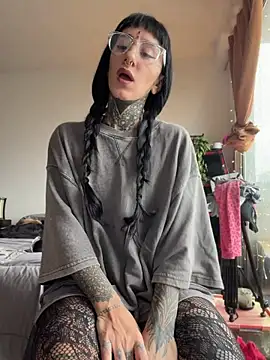 xsadtanas online show from May 2026 03:31:02 PM