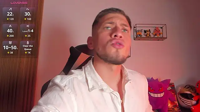 Snapshot of SebastianMaximoff_ chatting on February 2026 09:44:02 PM SebastianMaximoff online show from February 2026 09:44:02 PM