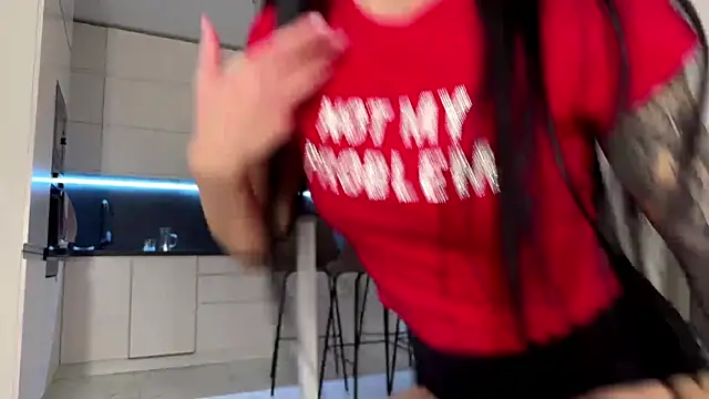 Snapshot of AuraXO chatting on March 2026 06:28:02 AM AuraXO online show from March 2026 06:28:02 AM