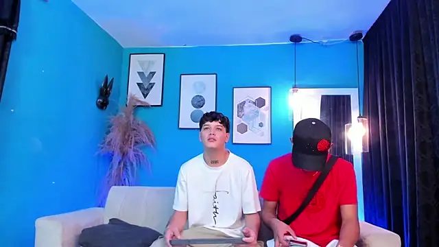 Snapshot of KingOfHeavens_2 chatting on March 2026 06:10:01 PM KingOfHeavens 2 online show from March 2026 06:10:01 PM