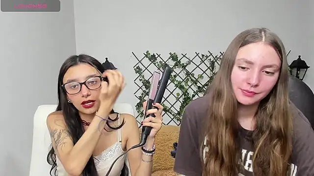 Snapshot of nana__rousse chatting on February 2026 01:37:01 AM nana rousse online show from February 2026 01:37:01 AM