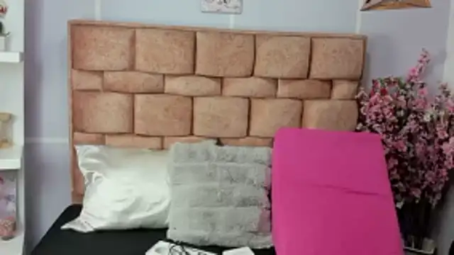 amy noa online show from February 2026 12:50:02 AM