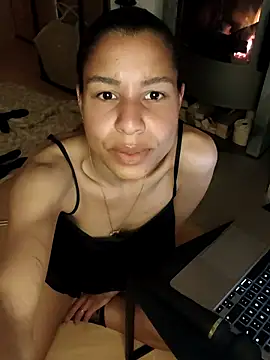 YaraEstelle online show from March 2026 08:35:02 PM