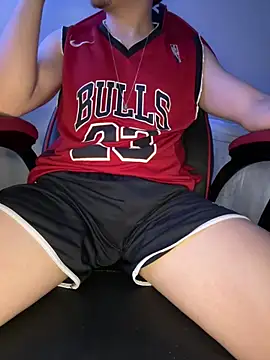 hungtwinkBR online show from March 2026 01:45:01 AM