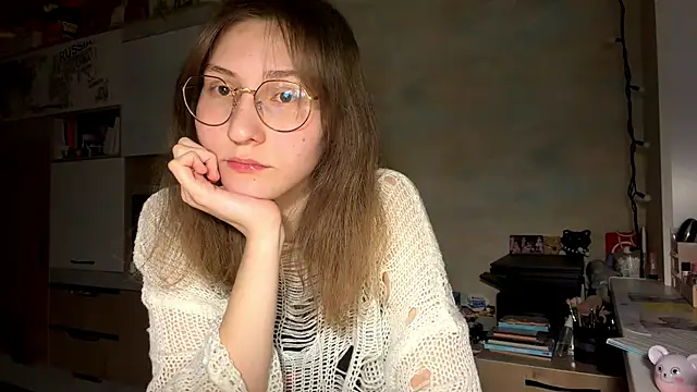 Snapshot of Miaaa_Moon chatting on February 2026 04:13:01 PM Miaaa Moon online show from February 2026 04:13:01 PM