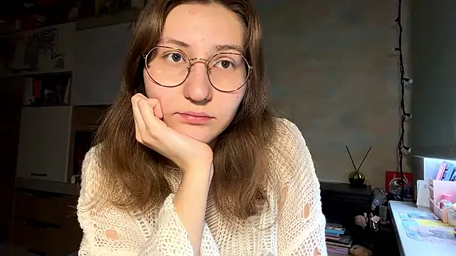 Snapshot of Miaaa_Moon chatting on March 2026 01:18:01 PM Miaaa Moon online show from March 2026 01:18:01 PM