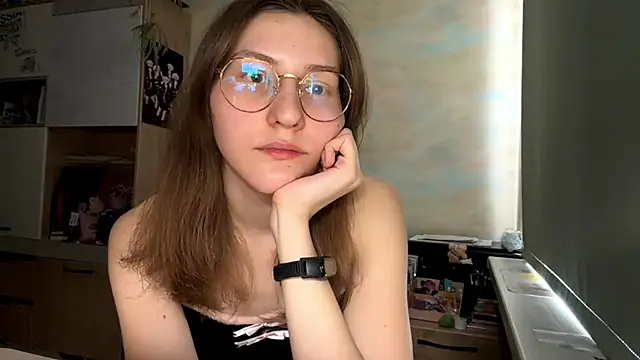 Miaaa Moon online show from March 2026 01:23:02 PM