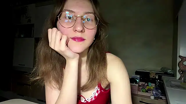 Miaaa Moon online show from April 2026 06:45:02 PM