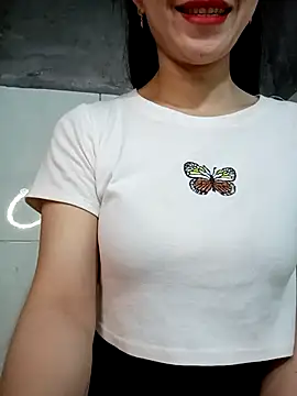 Snapshot of Vyvvyy69 chatting on March 2026 10:37:02 PM Vyvvyy69 online show from March 2026 10:37:02 PM