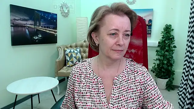 MONA W online show from March 2026 11:32:02 AM