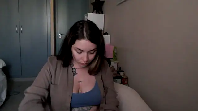 Snapshot of JuliaGraceOF chatting on February 2026 06:20:01 PM JuliaGraceOF online show from February 2026 06:20:01 PM