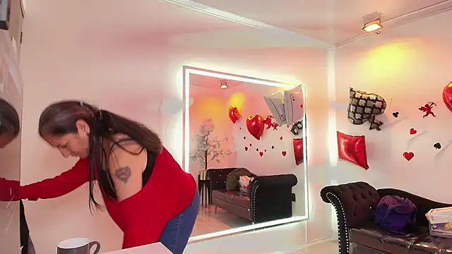 Madame scarlett online show from February 2026 11:19:02 AM