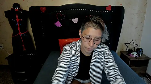 Snapshot of Kali_Panther chatting on February 2026 12:45:01 PM Kali Panther online show from February 2026 12:45:01 PM