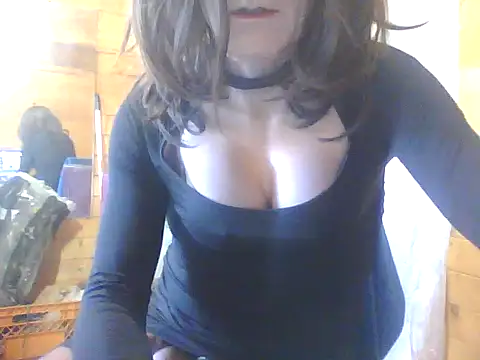 Luanatrav1 online show from February 2026 02:15:01 PM