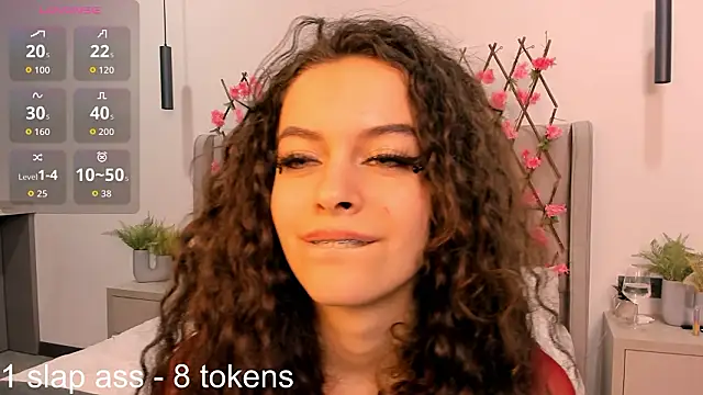 Luna Starlight online show from March 2026 02:04:02 AM