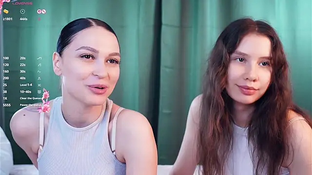 Snapshot of ZofiaSoshnik chatting on February 2026 07:23:01 AM ZofiaSoshnik online show from February 2026 07:23:01 AM