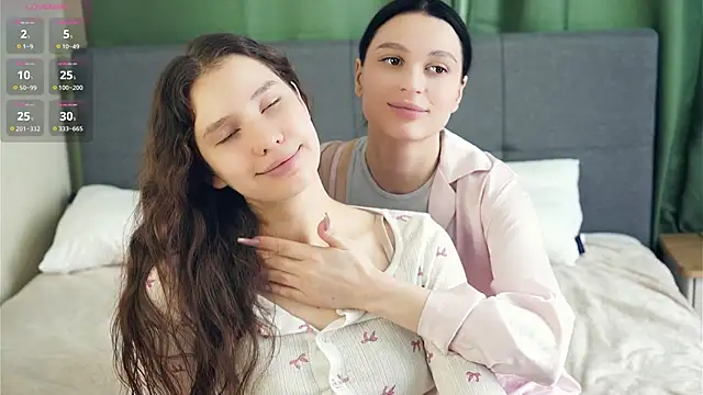 Snapshot of ZofiaSoshnik chatting on February 2026 08:21:01 AM ZofiaSoshnik online show from February 2026 08:21:01 AM