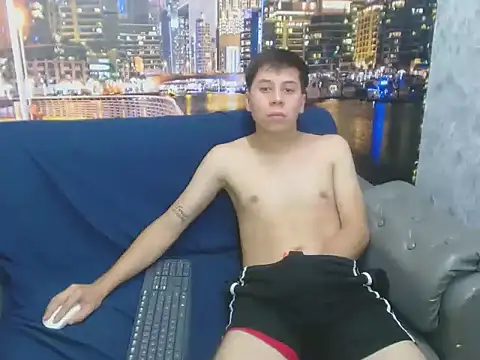 Snapshot of santiago_xxxcol chatting on February 2026 11:14:01 PM santiago xxxcol online show from February 2026 11:14:01 PM