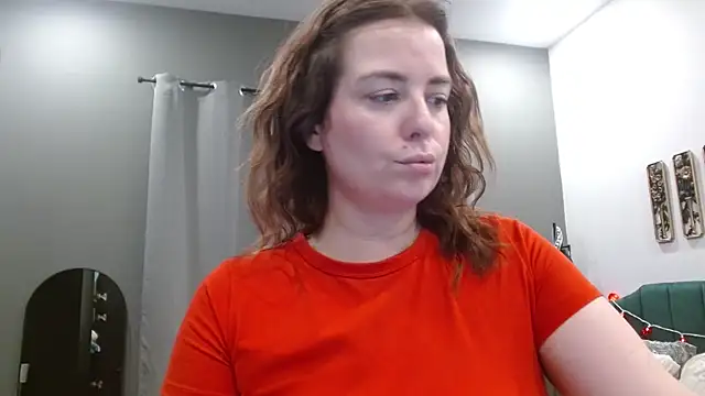 HazelSkyesChat online show from February 2026 11:31:01 PM