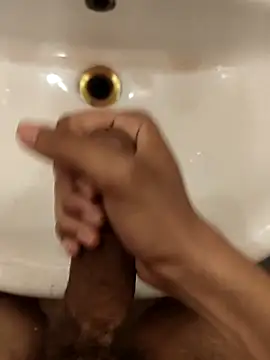 marcooo22annni online show from April 2026 07:55:02 PM