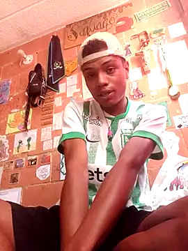 Snapshot of suckdream chatting on February 2026 05:44:01 PM suckdream online show from February 2026 05:44:01 PM