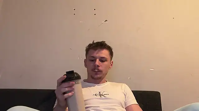 Snapshot of Lucas328706 chatting on February 2026 01:09:01 PM Lucas328706 online show from February 2026 01:09:01 PM